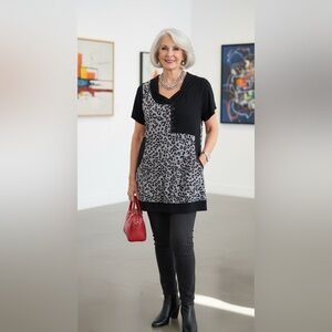 Fashion Bug Black and Gray Asymmetrical Short Sleeve Blouse